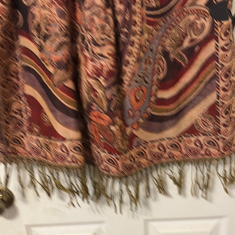 Pashmina Paisley Fringed wrap.  NWT